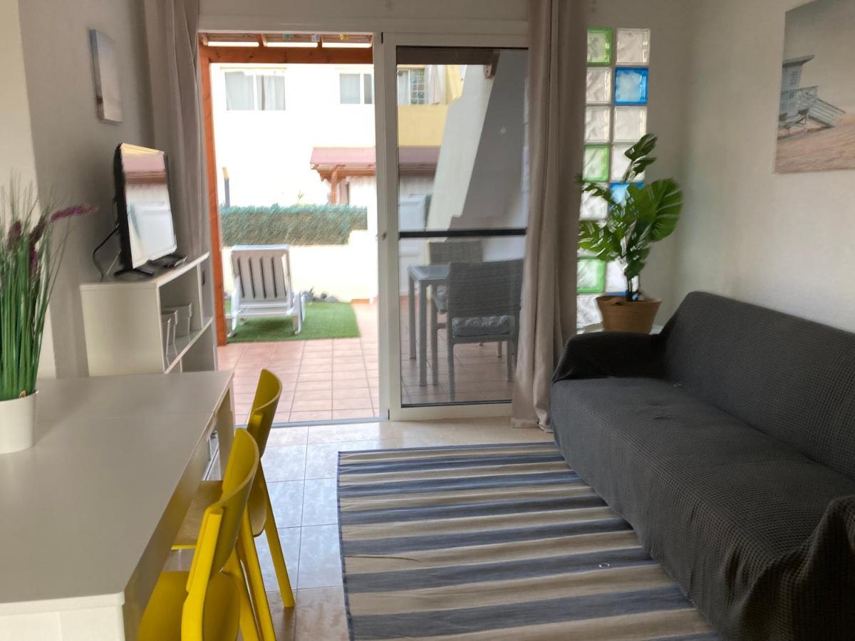 2 Bedroom Pool Apartment Close To Beach Rocky Point Corralejo Exteriör bild